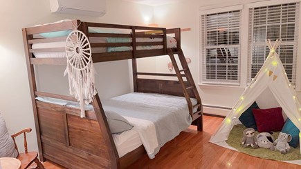 Cotuit Cape Cod vacation rental - Bunkbed room with teepee