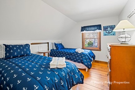 Chatham Cape Cod vacation rental - Another bedroom with twins