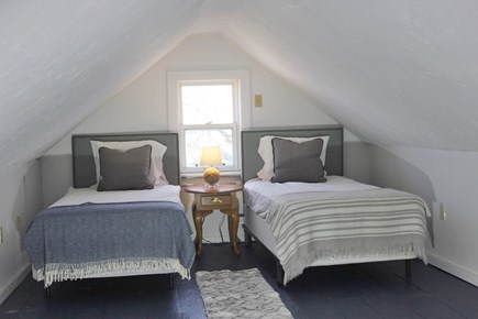 Dennis Cape Cod vacation rental - Twins upstairs