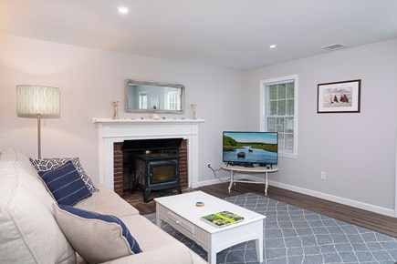 Osterville Cape Cod vacation rental - Relaxing Living room with Cable Tv, Highspeed Wifi
