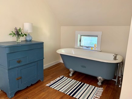 Brewster Cape Cod vacation rental - Pretty clawfoot tub in the master bedroom