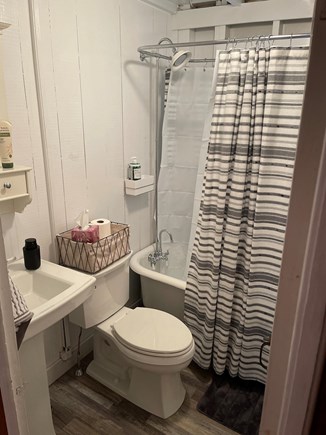 Plymouth MA vacation rental - Full Bathroom - 1st floor