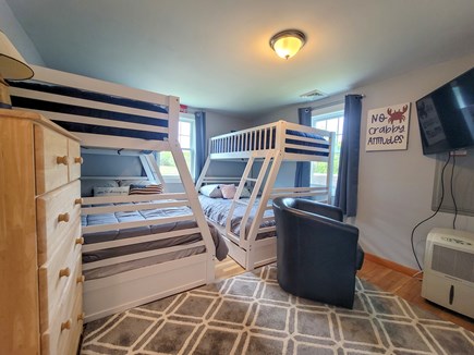 Yarmouth, Gull Cottage Cape Cod vacation rental - Bedroom 2 - 2 twin over full bunks