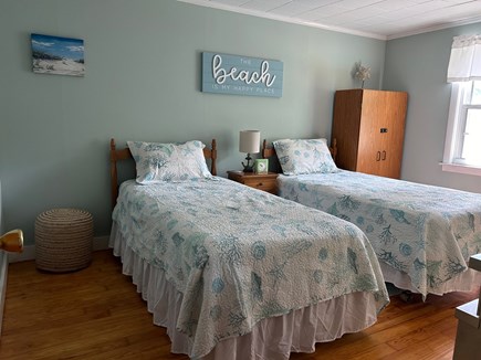 Dennis Port Cape Cod vacation rental - Two twins, freshly painted/redecorated
