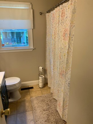 Mashpee Cape Cod vacation rental - Another full bathroom
