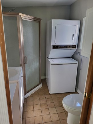 West Harwich Cape Cod vacation rental - Bath and Laundry