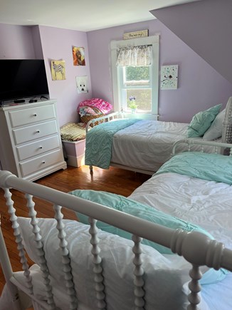 Dennisport Cape Cod vacation rental - 2 Twins / pretty rooms- upstairs