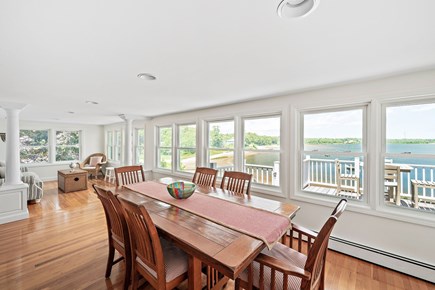 Wareham, Buzzards Bay MA vacation rental - Dining area