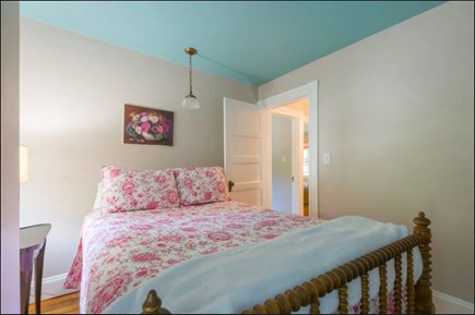 Sagamore Beach Cape Cod vacation rental - Cozy back bedroom with double bed.