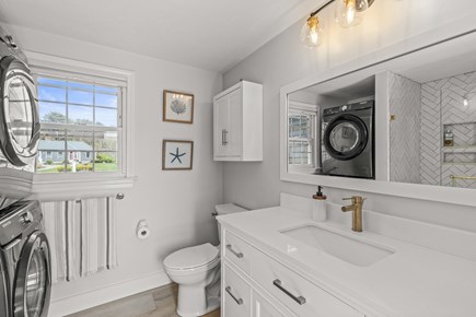 Yarmouth, Wimbledon Shores Cape Cod vacation rental - West Wing new bathroom with washer dryer.