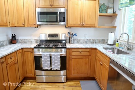Brewster Cape Cod vacation rental - Full equipped modern kitchen