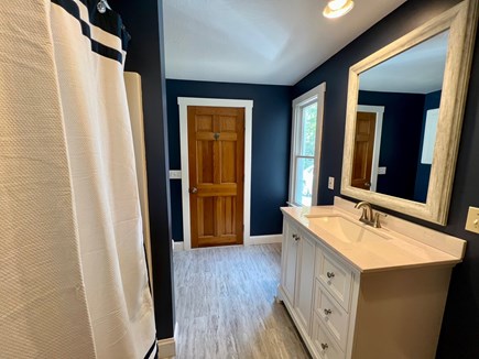 Centerville Cape Cod vacation rental - Full Bathroom first floor