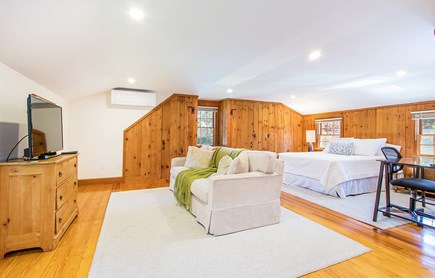Osterville Cape Cod vacation rental - In-law suite above garage - Queen bed