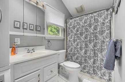 Eastham Cape Cod vacation rental - Bathroom - full bath with washer and dryer.