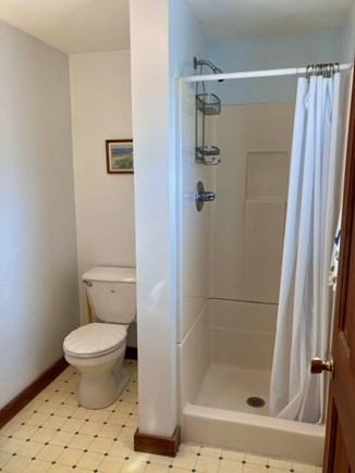 Wellfleet Cape Cod vacation rental - Bathroom #2