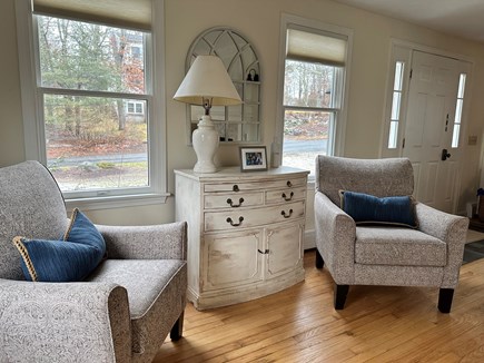 Harwich - Long Pond area Cape Cod vacation rental - Living room