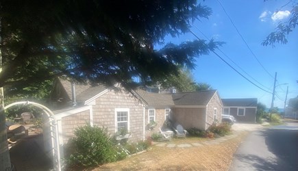 Dennis, Sea Rose Cottage Cape Cod vacation rental - Short walk to Beach!