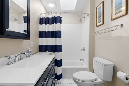 Orleans Cape Cod vacation rental - Full bathroom with bathtub