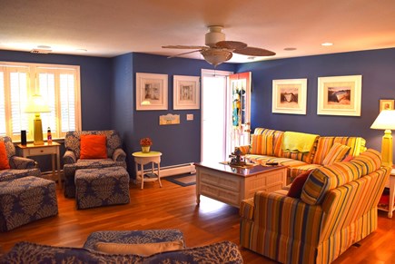 Centerville Cape Cod vacation rental - Comfortable Family room