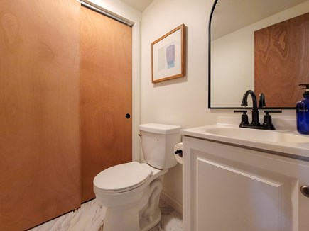 Falmouth, Oyster Shore Cottage Cape Cod vacation rental - Upstairs bathroom