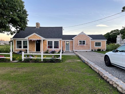 Hyannis Cape Cod vacation rental - Newly renovated quintessential cape house.