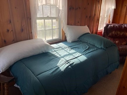 Harwich Cape Cod vacation rental - Twin day bed down for extra sleeping