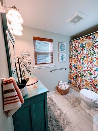 Marstons Mills Cape Cod vacation rental - Full bathroom on 1st floor