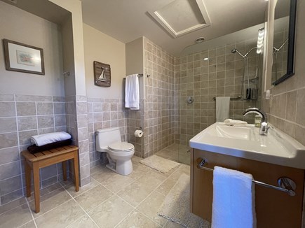 Falmouth Cape Cod vacation rental - Ensuite full bathroom