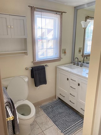 South Yarmouth  Cape Cod vacation rental - En suite master bathroom
