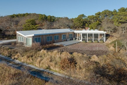 Wellfleet Cape Cod vacation rental - Exterior, gorgeous butterfly roof