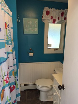 Hyannis Port Cape Cod vacation rental - Lower level bath with tub/shower