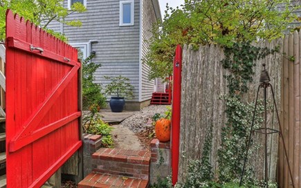 Provincetown Cape Cod vacation rental - Entrance gate