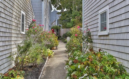Provincetown Cape Cod vacation rental - Path to house from street