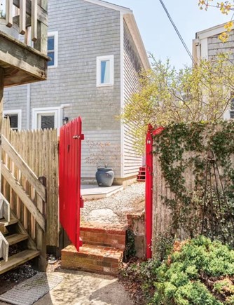 Provincetown Cape Cod vacation rental - Private entrance