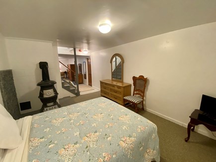 Brewster Cape Cod vacation rental - Basement Room