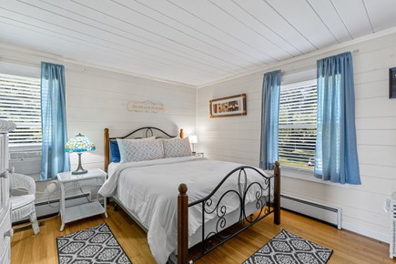 Centerville, Wequaquet Lake Waterfront Cape Cod vacation rental - 