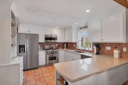 Centerville, Wequaquet Lake Waterfront Cape Cod vacation rental - Fully stocked kitchen - every essential you could possibly need.
