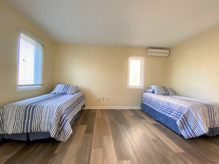 Brewster, Ocean Edge Cape Cod vacation rental - Second Bedroom (upstairs)