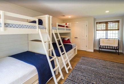 Centerville Cape Cod vacation rental - Bunk room