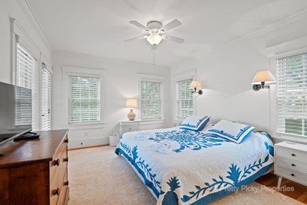 Chatham Cape Cod vacation rental - Queen bedroom