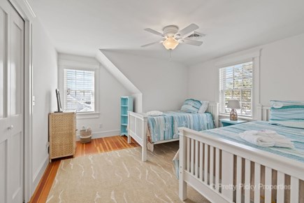Chatham Cape Cod vacation rental - Twins bedroom