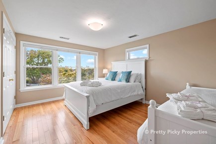 East Orleans Cape Cod vacation rental - Bedroom with twins.