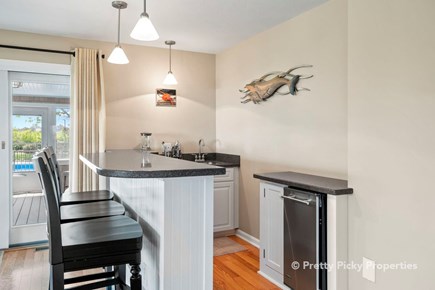 East Orleans Cape Cod vacation rental - Wet bar