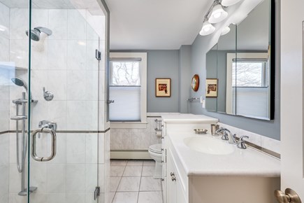 Provincetown Cape Cod vacation rental - Bathroom