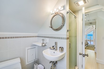 Provincetown Cape Cod vacation rental - Bathroom