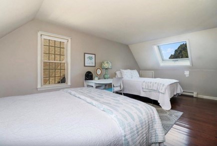 Yarmouth Cape Cod vacation rental - Upsairs sisters bedroom