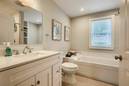 Chatham Cape Cod vacation rental - Master bathroom