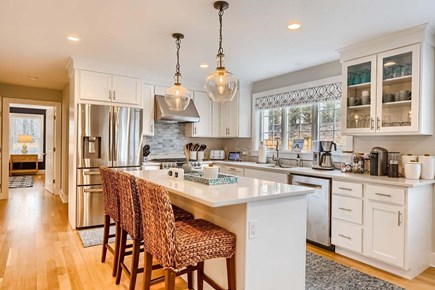 Chatham Cape Cod vacation rental - Center island seating for three