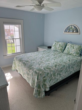 Dennis, Quivet Neck Cottage Cape Cod vacation rental - 1st bedroom (Queen bed)