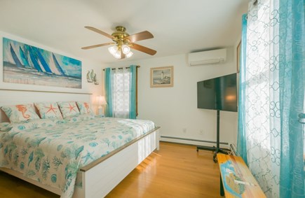 Sandwich Cape Cod vacation rental - Bedroom 3- King bed- 2nd Floor- 72 Town Neck Road Town Neck Beach Escape